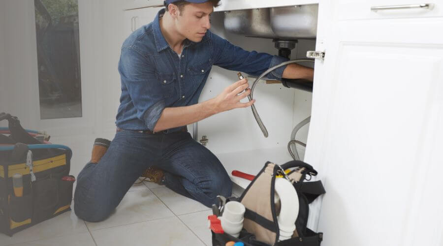 Professional Leak Detection in Smithville, TX